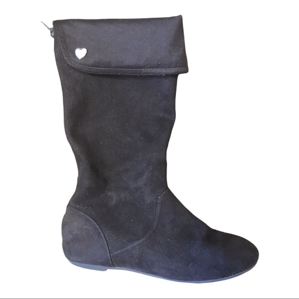 Little girl black suede over the knee boots.